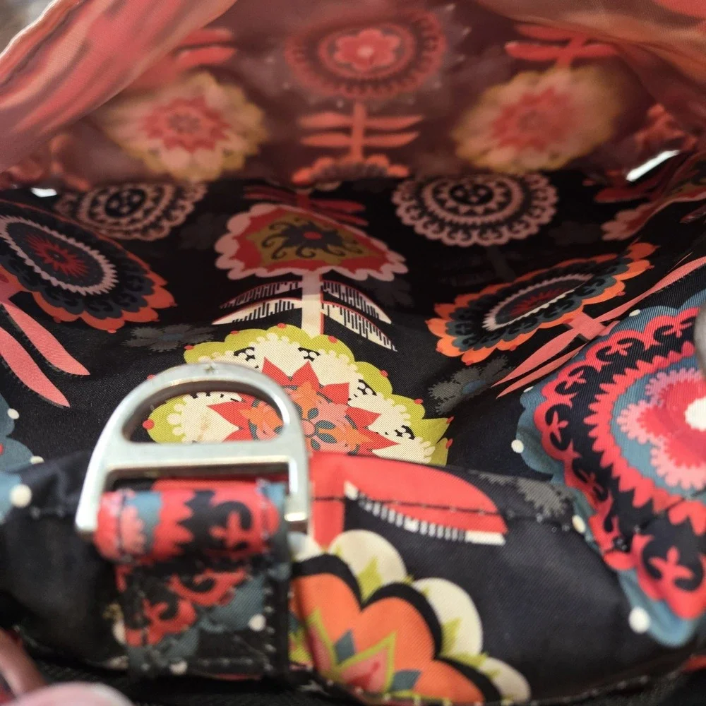 Ju Ju Be Dancing Dahlias floral Diaper Bag or cosmetic/ travel bag.Multi Pockets